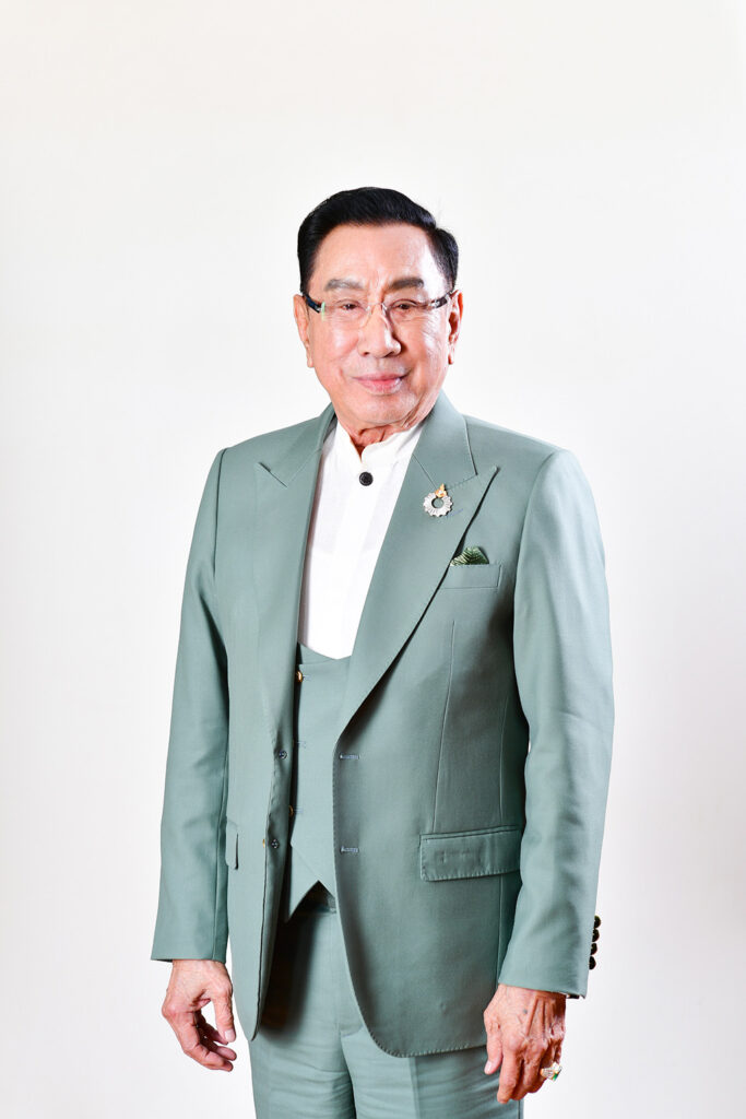 ดร.อาทิตย์ อุไรรัตน์