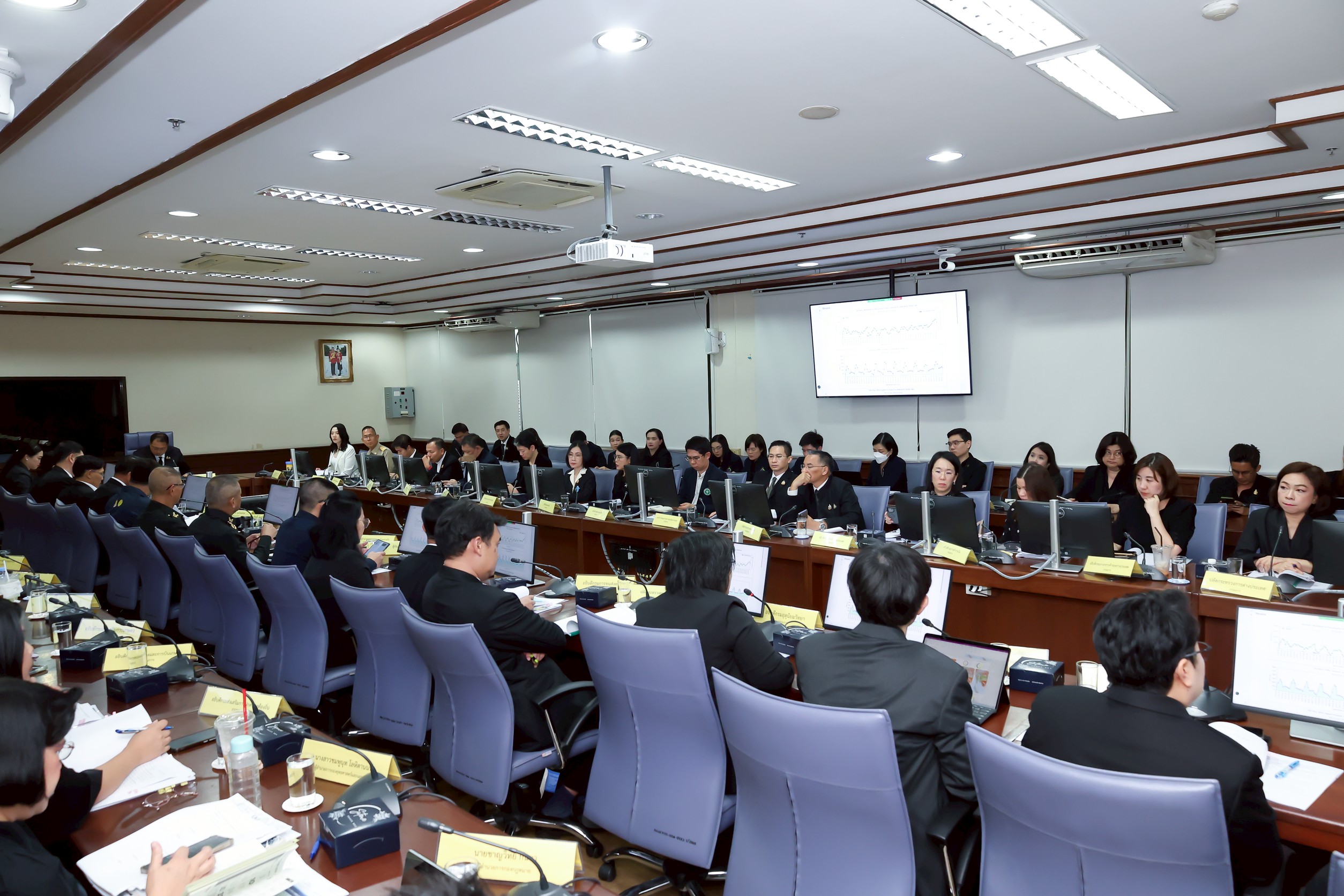 ทส. ได้ตั้งวอรูมเฝ้าระวังเรื่องไฟป่า-ศูนย์ป้องกันแก้ไขฝุ่นละออง PM 2.5