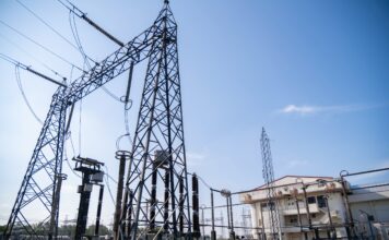 นักวิชาการ มธ. ชง 4 มาตรการรับ “ค่าไฟแพง” เสนอฟื้นโรงไฟฟ้าเก่าทันที