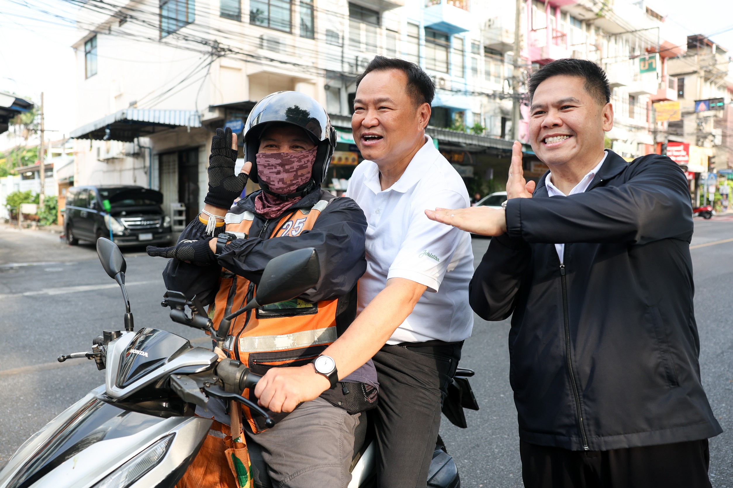 อนุทิน หาเสียงโค้งสุดท้าย กทม. อ้อนเลือก ภท. รับปากปมชายแดนไม่ยอมเสียเปรียบ