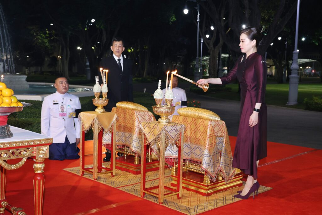 ในหลวง พระราชินี