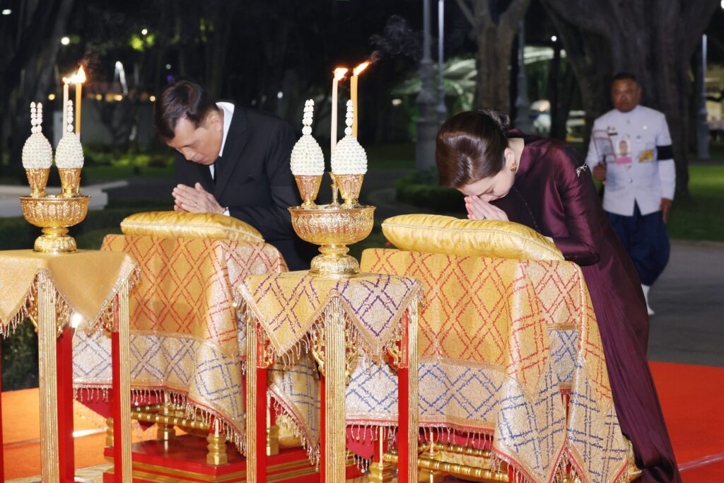 ในหลวง พระราชินี