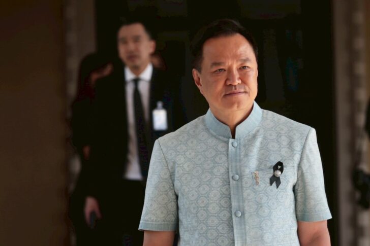 .นายกฯ ​ไฟเขียวเสริมแนวรั้วชายแดน ชี้เลิก MOU 44 ใช้อำนาจ ครม. ไม่ต้องผ่านสภา.