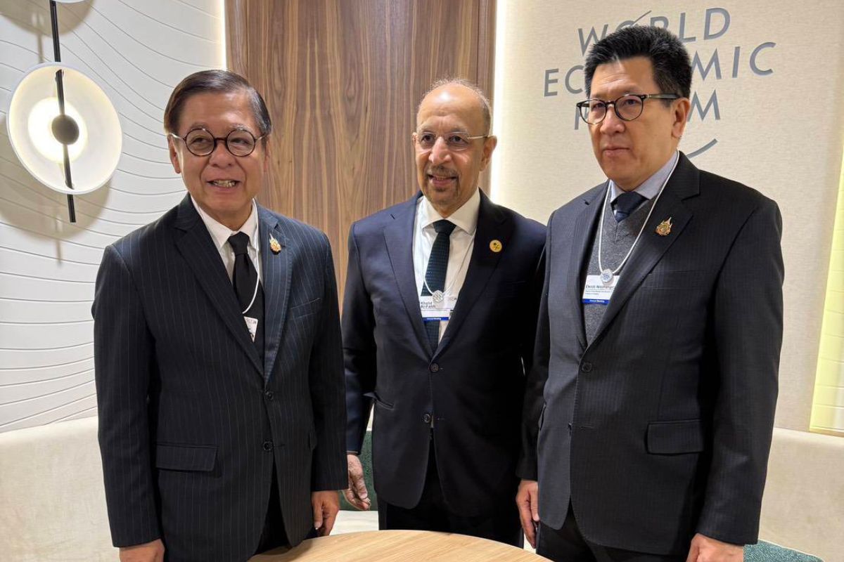 ‘เอกนิติ’ ดันลงทุนไทย-ซาอุฯ เปิดทางอุตสาหกรรมยานยนต์-สุขภาพ-การเงิน