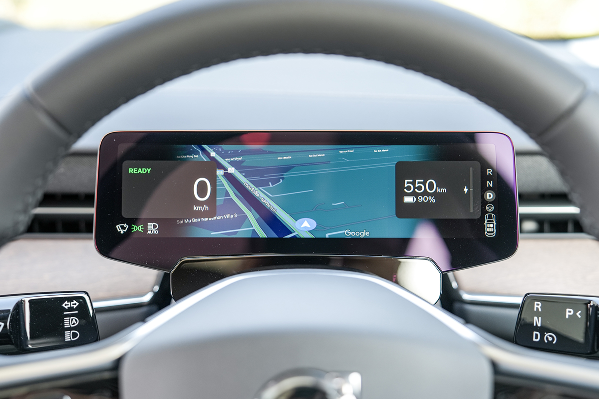 Volvo ES90