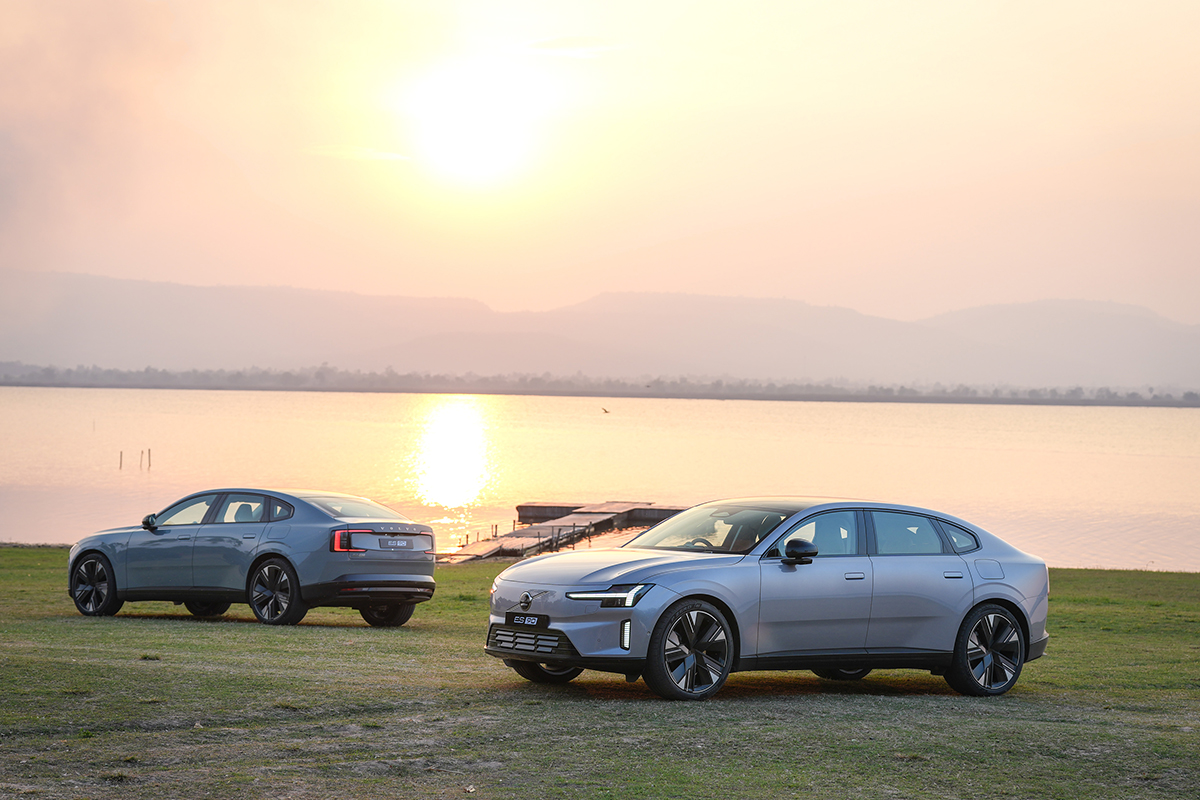 Volvo ES90
