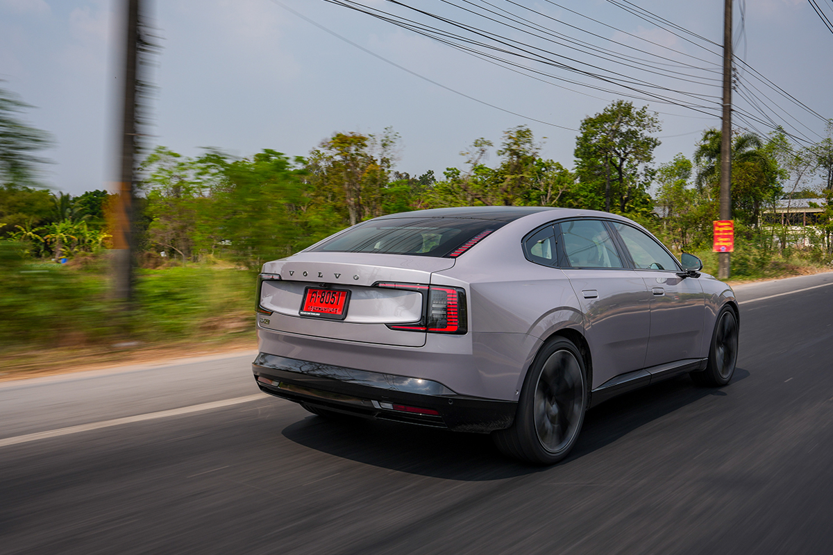 Volvo ES90