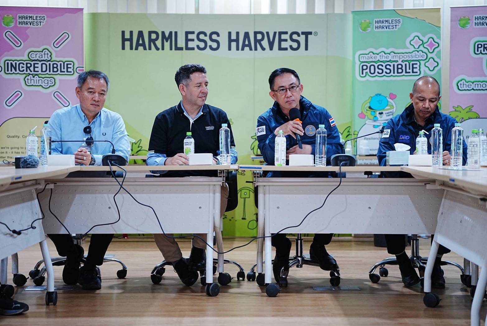 กรมพัฒน์ฯ ลงพื้นที่ ‘สมุทรสาคร’ ชู พรีเมียมโมเดลแก้ปัญหาราคามะพร้าวน้ำหอมตกต่ำ
