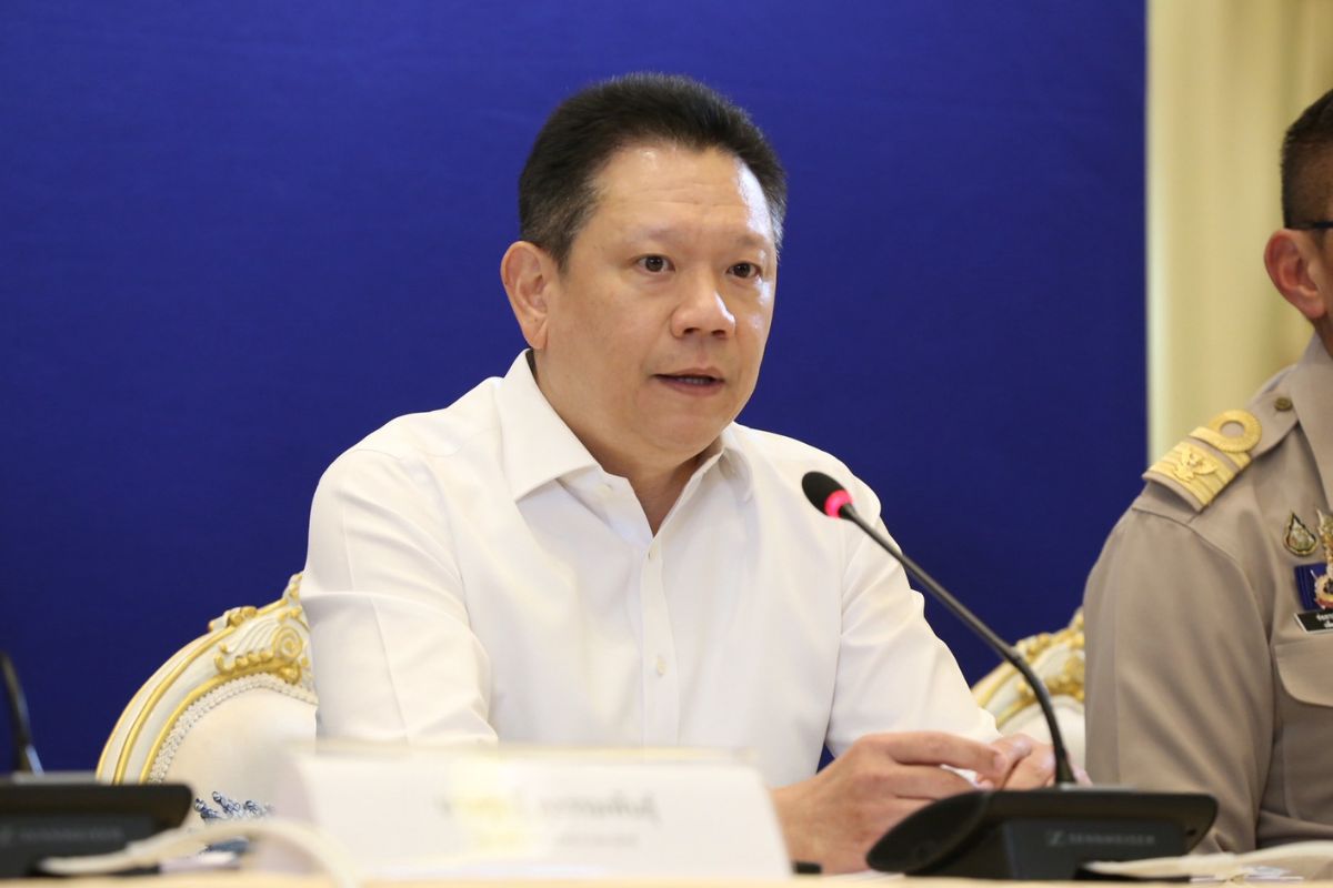 รัฐบาลควักงบฯกลางกว่า 1,300 ล้าน เติมบัตรสวัสดิการเพิ่มคนละ 100 บาท/เดือน