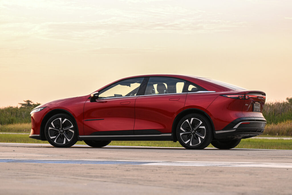 Mazda6e