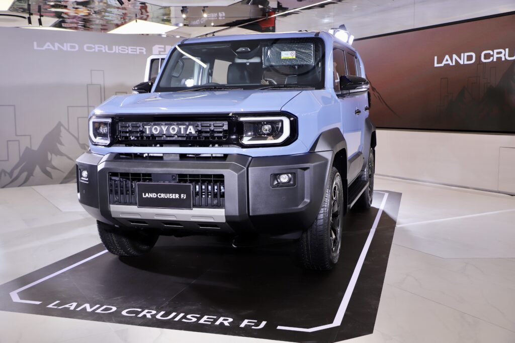 Toyota FJ