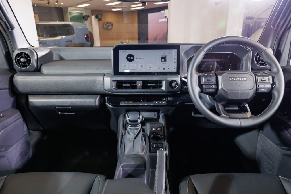 Toyota LAND CRUUSER FJ 