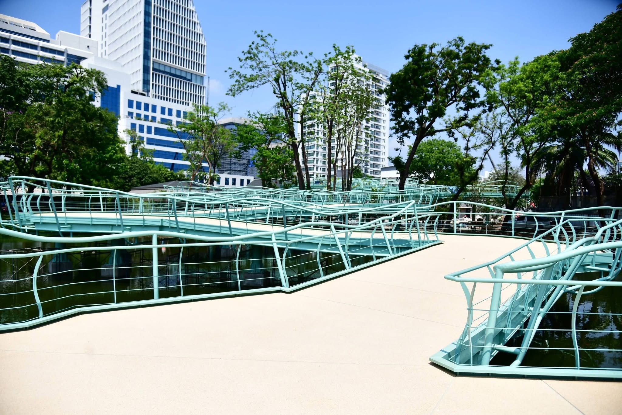 ดีเดย์ 1 พ.ค. เปิดใช้ “สะพานเขียว” เชื่อม 2 สวน “ลุมพินี-เบญจกิติ”