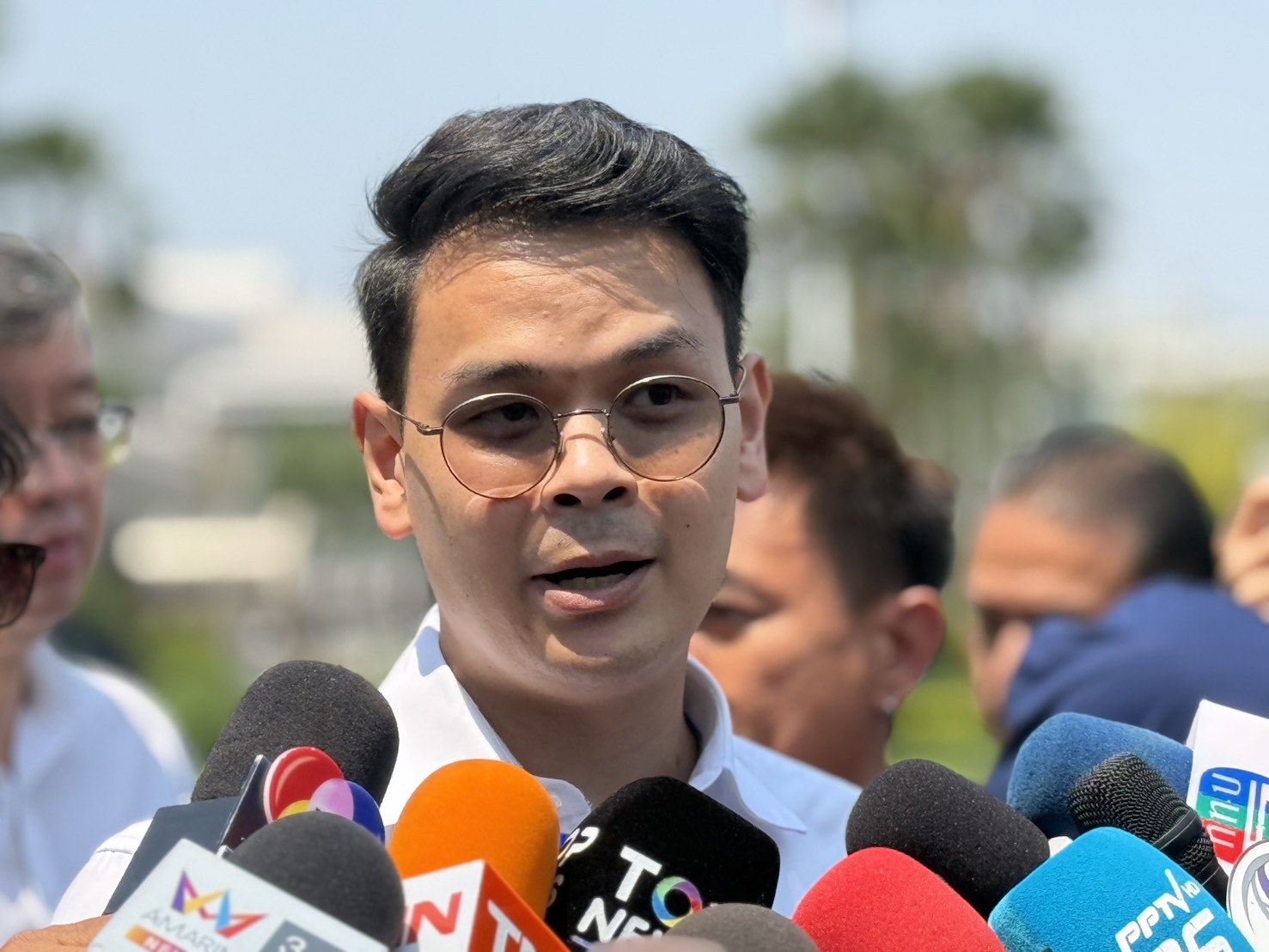 น้ำมันพุ่ง 6 บาทเป็นกลไกโลก-สกัดรั่วไหลส่งนอก จ่อใช้เทคโนโลยีบอกสถานะปั๊ม