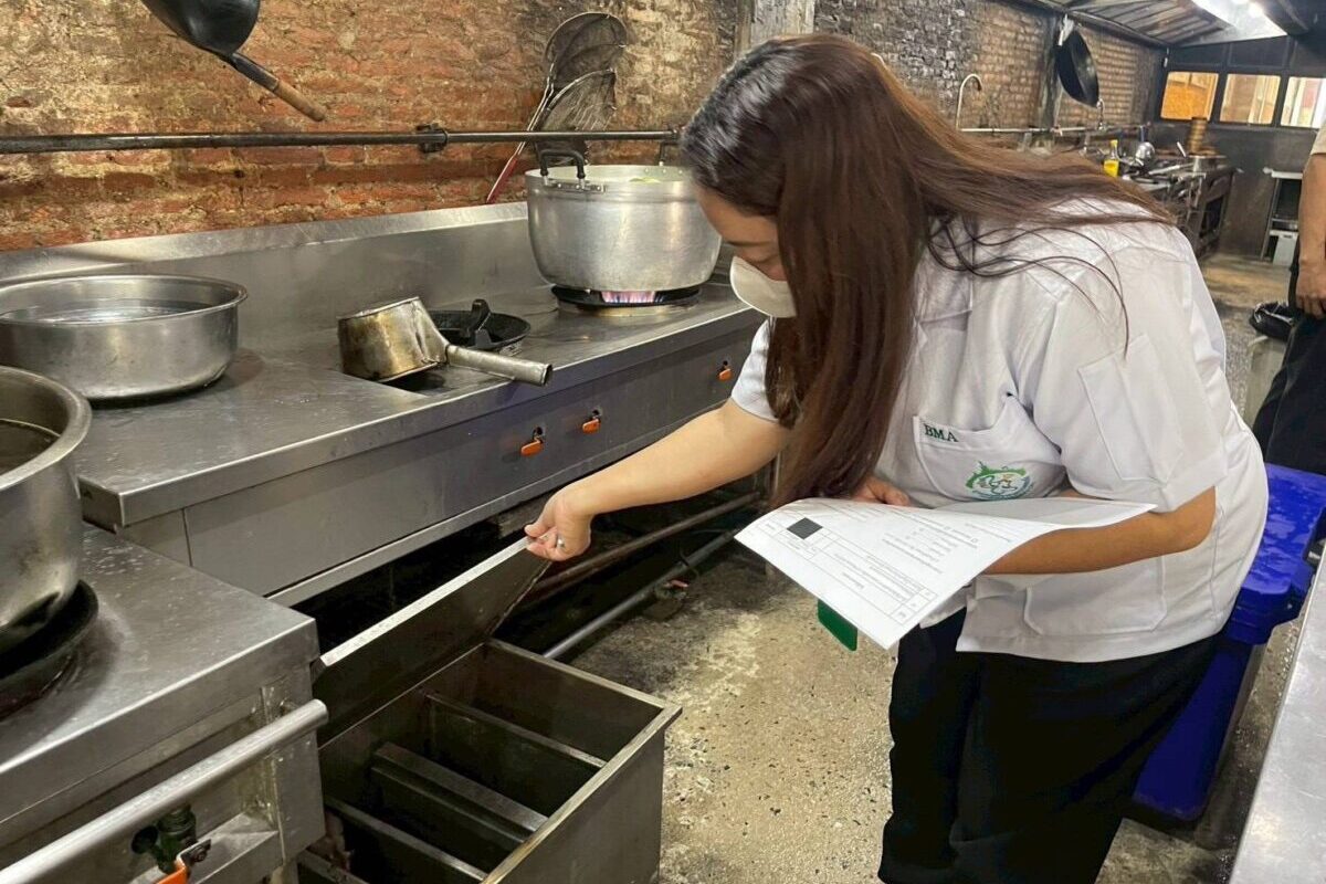 กทม. ลุยตรวจร้านอาหารกว่า 16,000 แห่ง ย้ำความสำคัญ “ถังดักไขมัน”