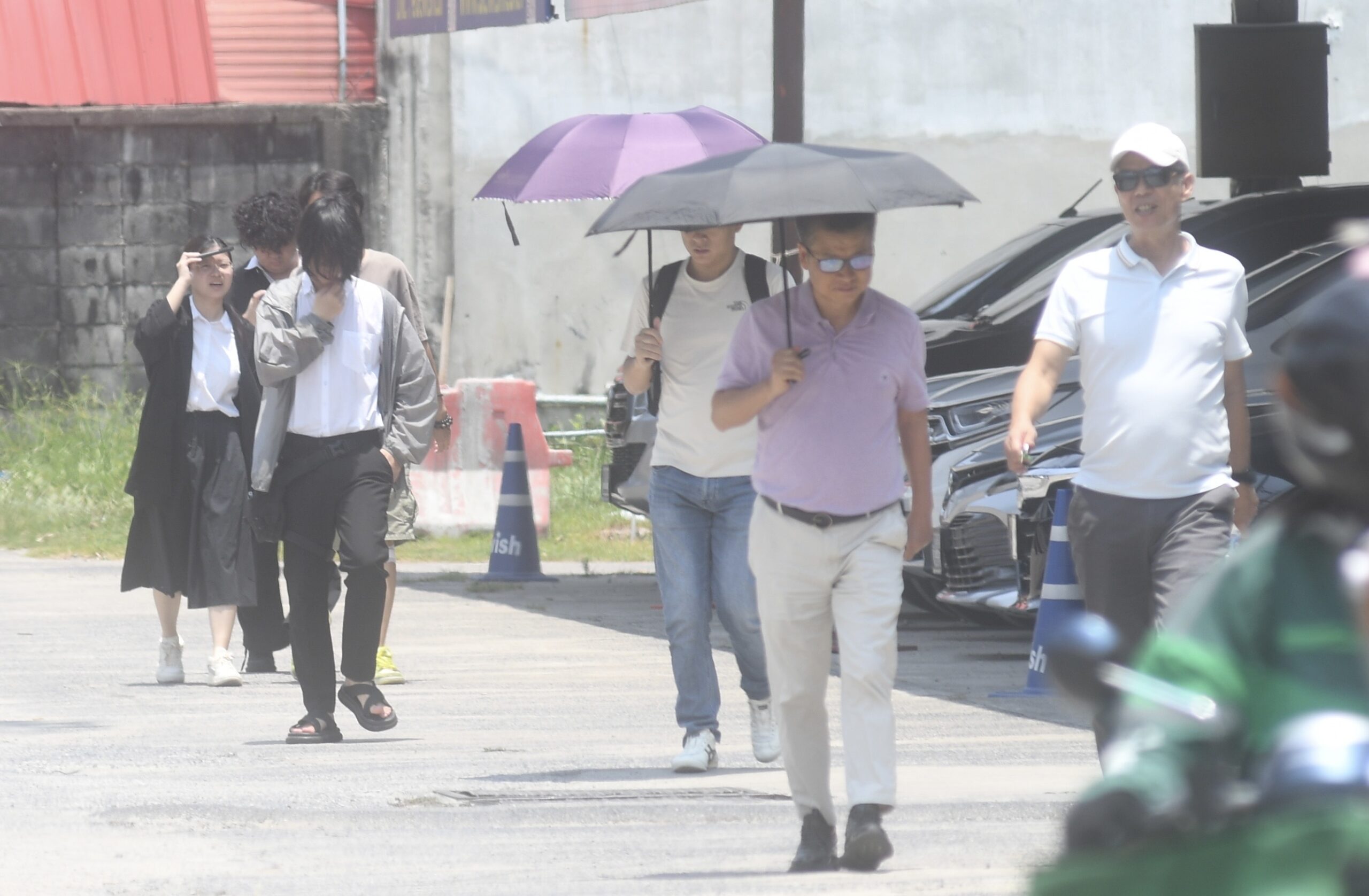 กรมอุตุนิยมวิทยา วันนี้ อากาศร้อน-ฟ้าหลัว เตือน “เหนือ-อีสาน” ร้อนจัด 40-41 องศา