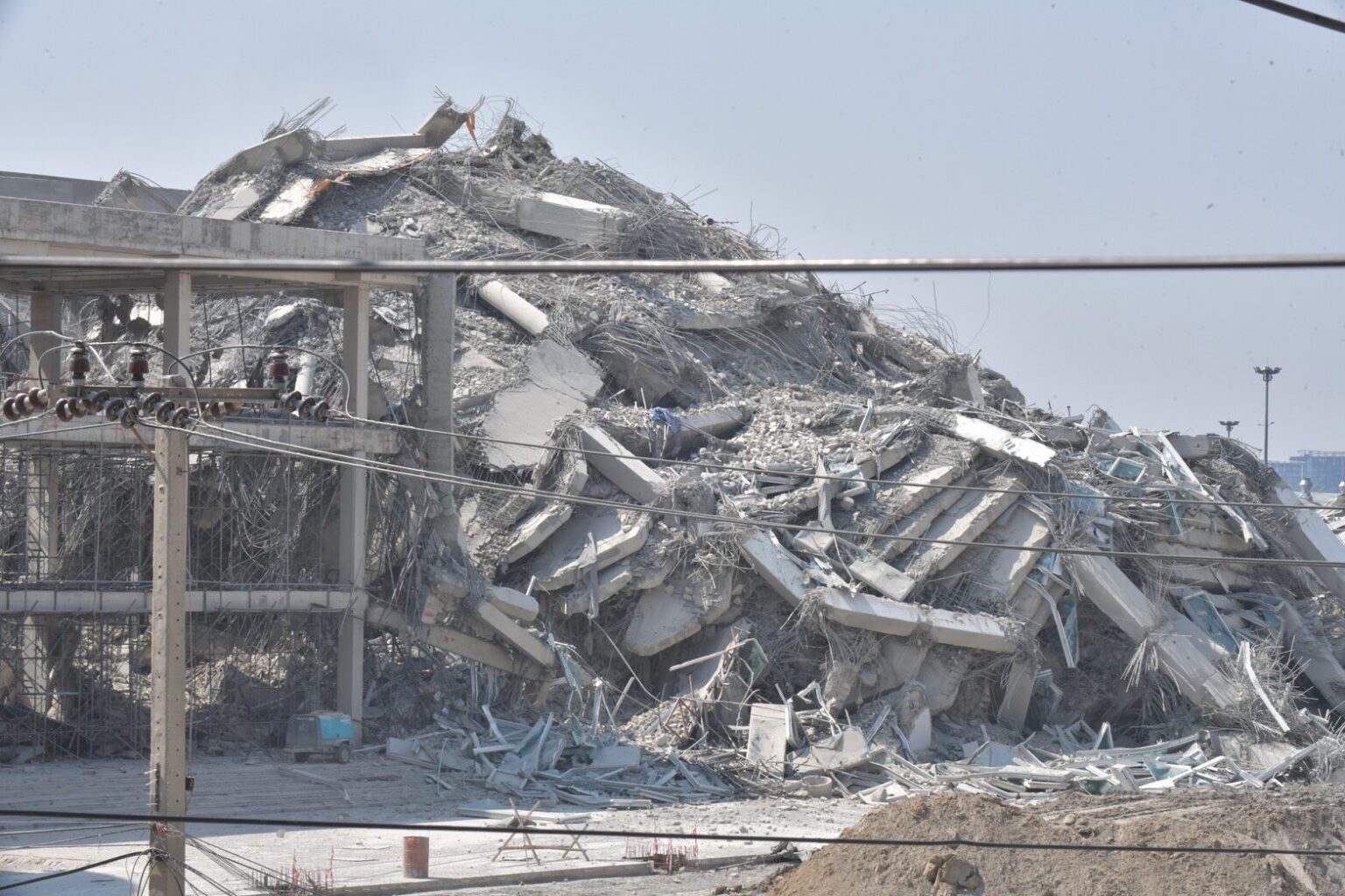 สตง. ยันไม่เกียร์ว่างคดีตึกถล่ม ขนเอกสาร 40,000 แผ่น สู้คดี ย้ำหากผิดจริงพร้อมรับผิดชอบยกแผง