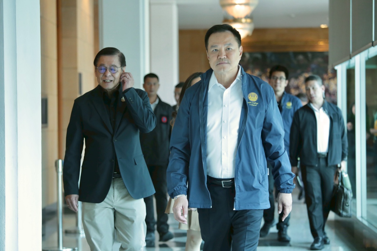 อนุทิน มั่นใจวางตัว รมต.ได้เร็ว หลัง กกต. รับรอง สส. ปัดตอบวาง ‘บิ๊ก ด.’ คุมกลาโหม