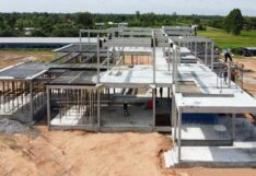 ก่อสร้าง