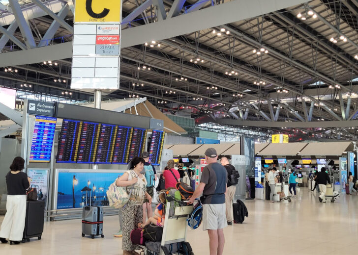 ‘เที่ยวไทย’ เผชิญวิกฤตซ้อนวิกฤต ต้นทุนพุ่งแอร์ไลน์จ่อยกเลิกไฟลต์ p01:2