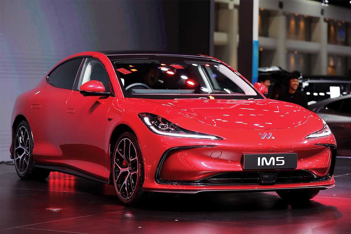 MG IM5 พรีเมี่ยม เนี้ยบ สวยสะกดตา