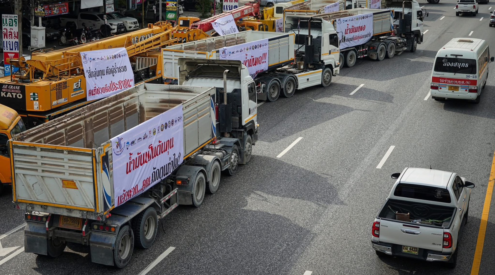 กลุ่มรถบรรทุก ขู่พร้อมเคลื่อนทั่วประเทศ ขีดเส้นตาย 25 เม.ย.นี้ ตัดพ้อรัฐบาลช่วยไม่จริง