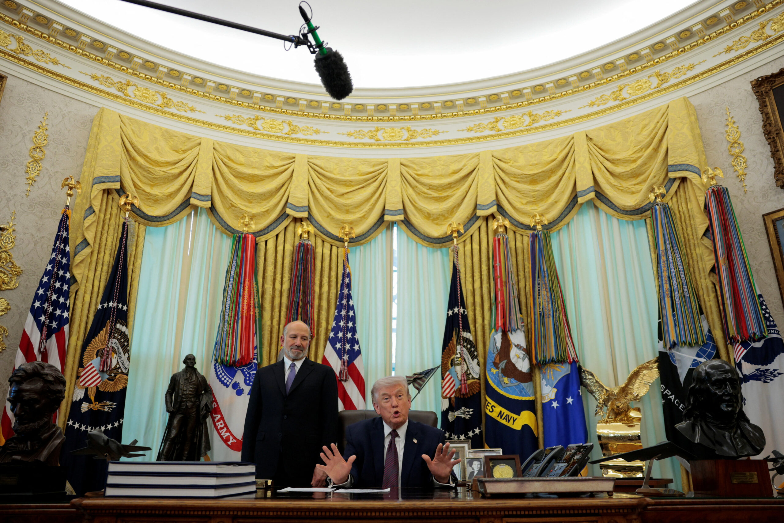 ทรัมป์คาดยุติสงครามใน 2-3 สัปดาห์ ประธานาธิบดีอิหร่านเผยจำเป็นต้องจบศึก