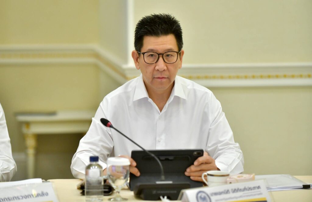 เอกนิติ นิติทัณฑ์ประภาศ
