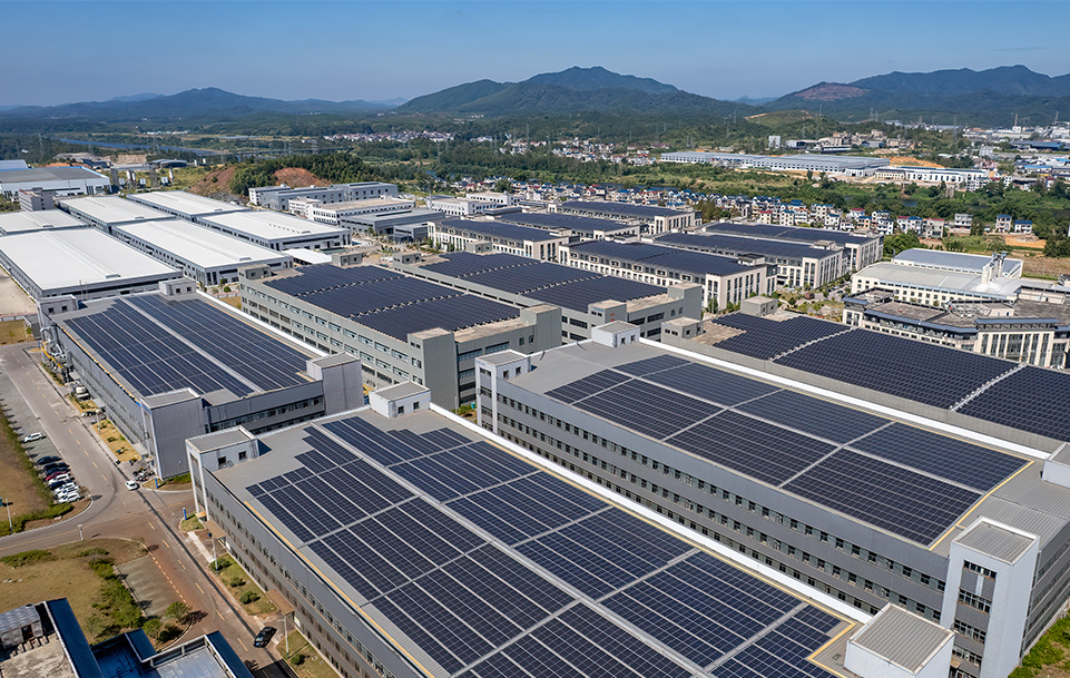 ‘วราวุธ’ ชูนโยบายอุตฯรักษ์โลก ดันSMEsติดโซลาร์-เลิกผลิตของโลกไม่รัก