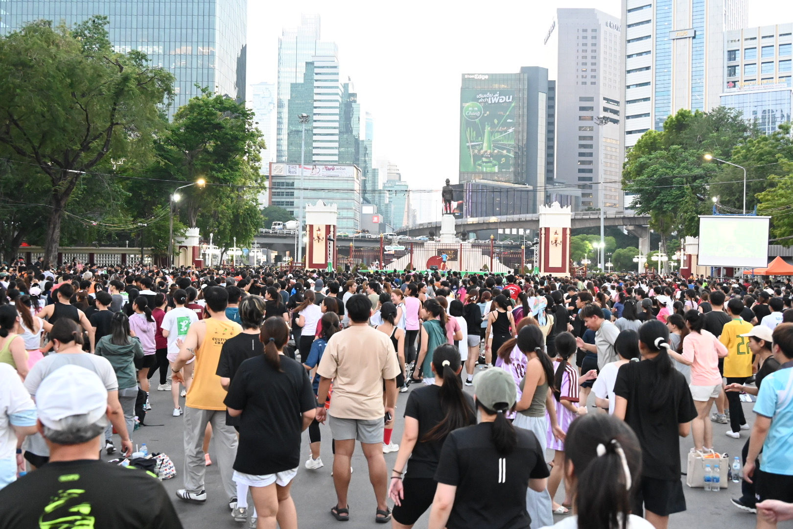 ถอดรหัส ‘แอโรบิกสวนลุม’ ไวรัล 36 ล้านวิว ปลุก Ecosystem เมือง-ดันเศรษฐกิจรอบสวนคืนชีพ