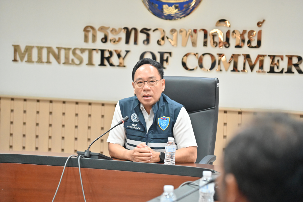 พาณิชย์ถกชาวสวนปาล์ม คุมราคาขวด-เร่งใช้ CPO ดูดซับผลผลิต สกัดกดราคาเกษตร