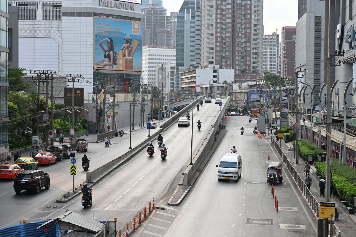 เช็กทางเลี่ยงประตูน้ำ ปิดสะพานข้ามแยก 10 เดือน สร้างสายสีส้ม เริ่ม 24 เม.ย.นี้