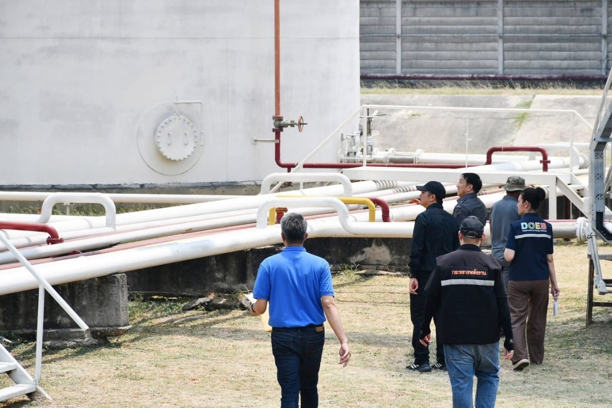‘ทีมสุดซอย’ ลุยตรวจคลังน้ำมันอ่างทอง พบความผิดปกติเพียบ
