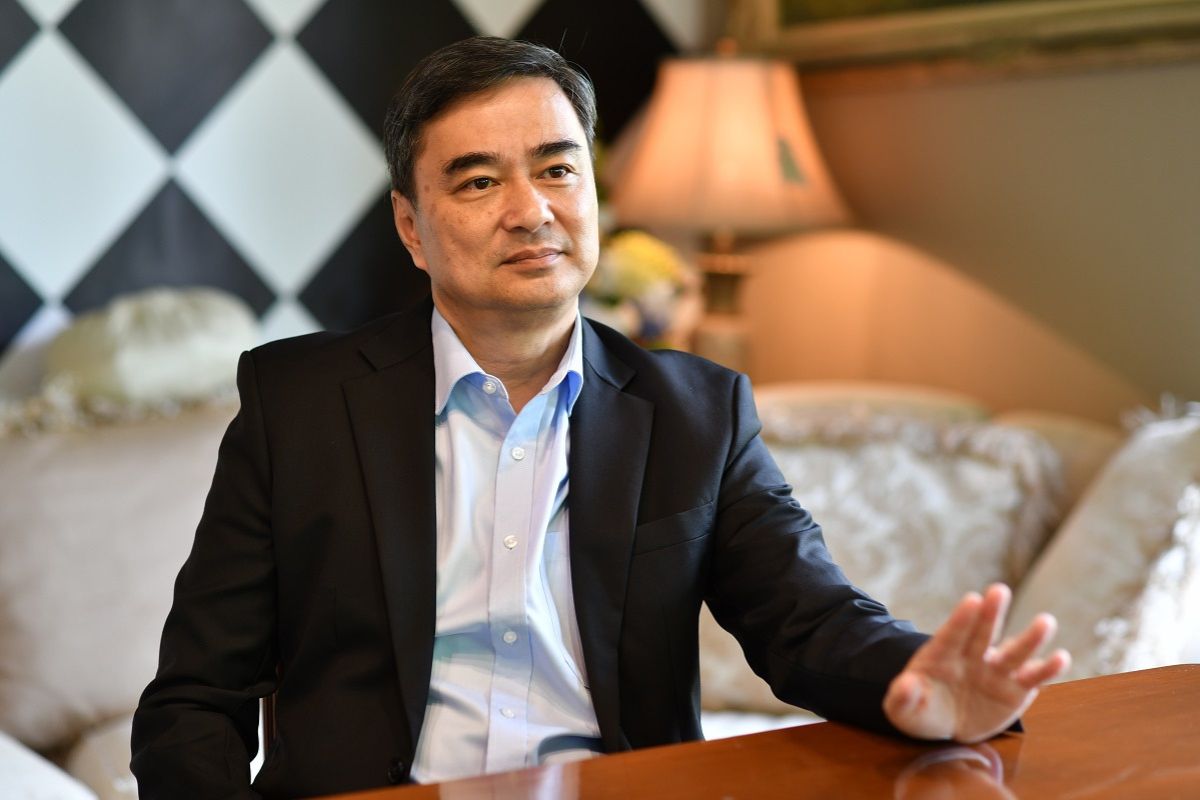 ‘อภิสิทธิ์’ เตือนรัฐบาลระวังเงินเฟ้อ-ศก.ฝืด ยันไม่มีปัญหา ‘วีระพงษ์’ ไขก๊อกเป็นผู้แทนการค้า