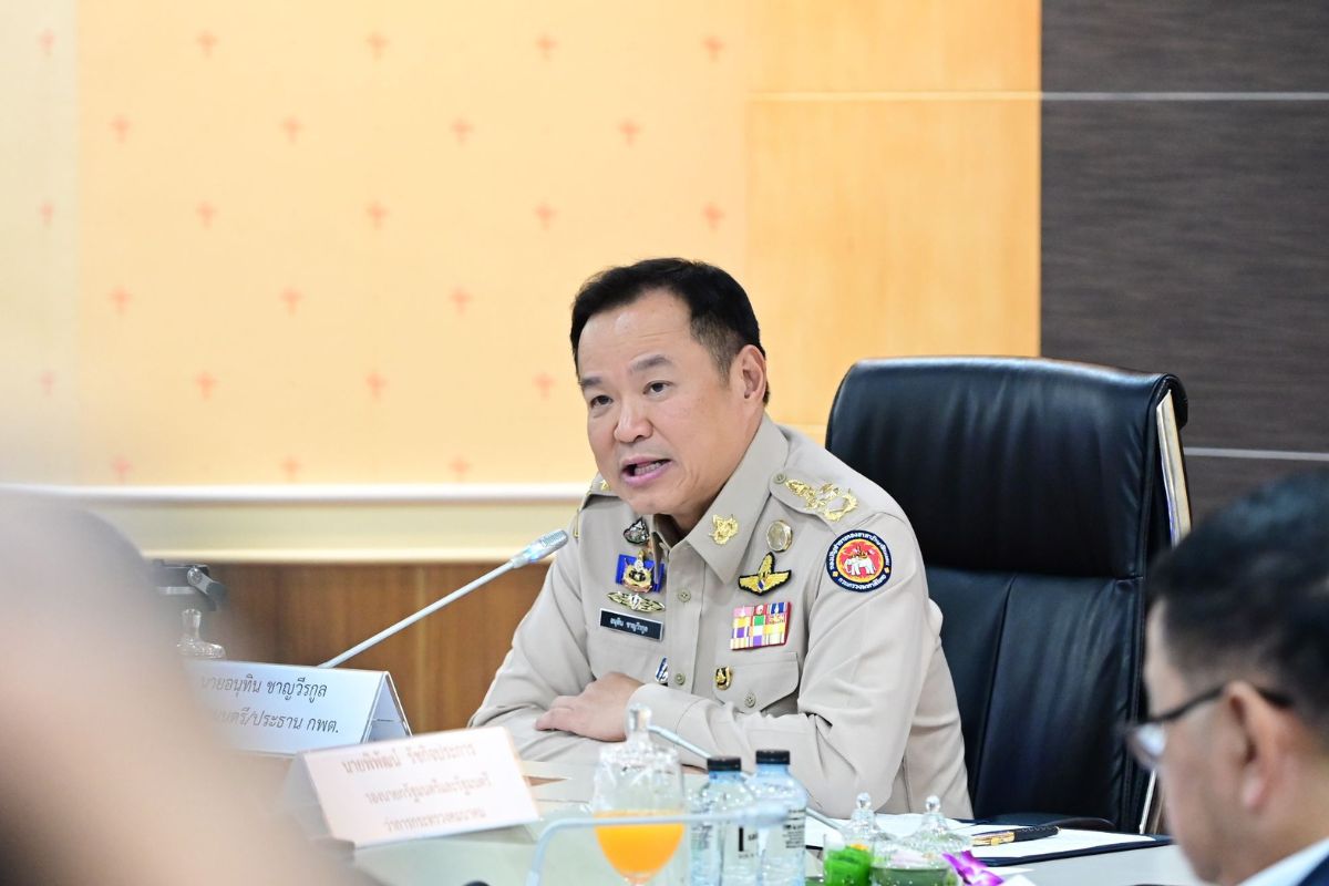 นายกฯ ลงใต้มอบนโยบาย ศอ.บต. ลั่นปล่อยให้เหตุการณ์อยู่แบบนี้ไม่ได้