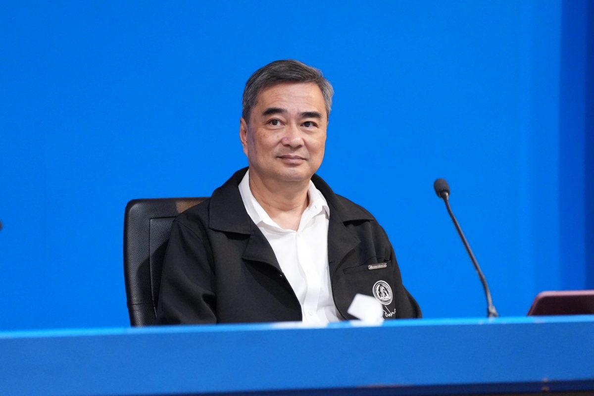 ‘อภิสิทธิ์’ จี้ ‘เอกนิติ‘ ใช้งบอะไรทำ “คนละครึ่งพลัส” ปชป.เล็งเปิดตัวชิง ผู้ว่าฯ กทม.