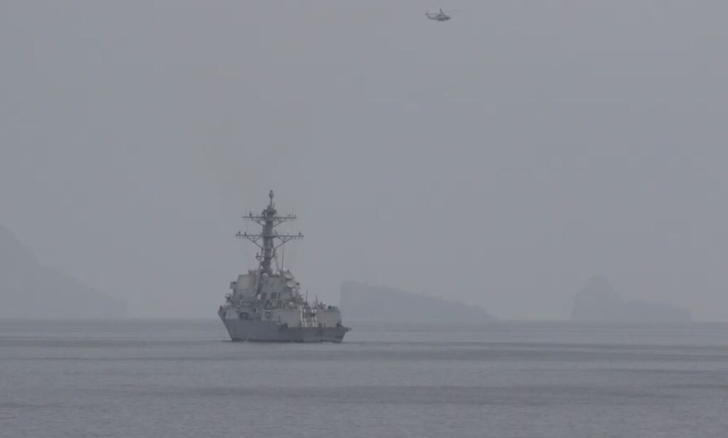 สหรัฐยิงเรืออิหร่านครั้งแรก หลังปิดล้อมช่องแคบฮอร์มุซ
