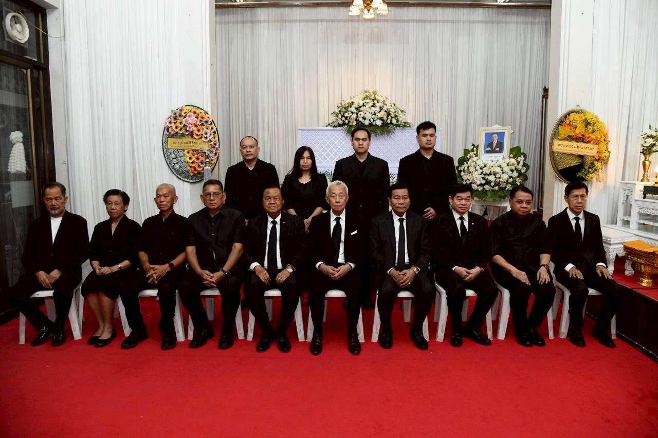 ‘อากู๋ แกรมมี่’ อาลัย ‘สุชาติ ศรีสุวรรณ’ ประธานสวดอภิธรรมคืนที่ 4 เจ้าภาพร่วมล้นหลาม