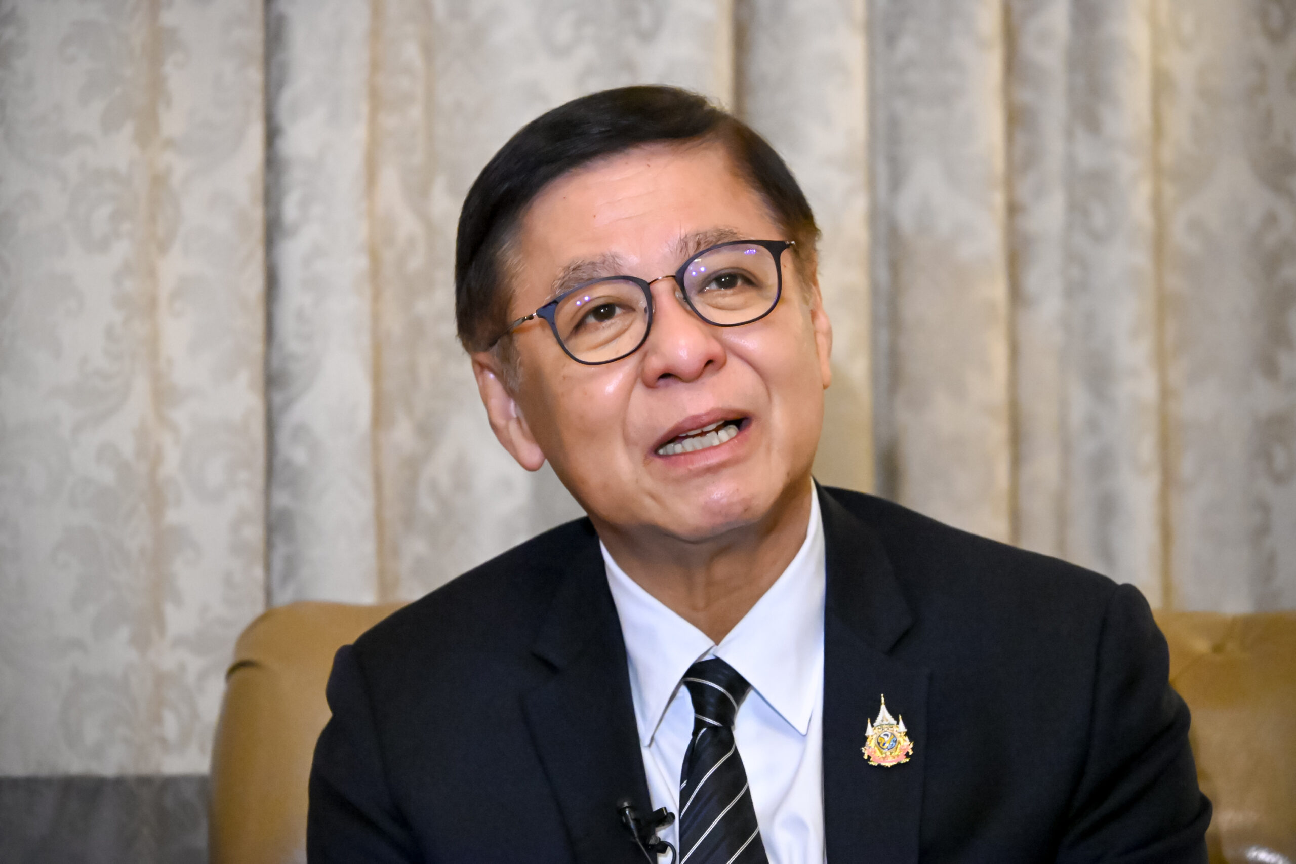 ‘ไทยไม่ใช่ทางผ่าน’ สีหศักดิ์จ่อคุย ‘หวัง อี้’ ชวนจีนขยายลงทุน EV-ถ่ายทอดเทคฯ