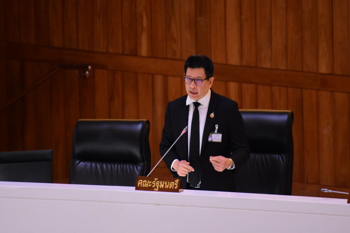 ‘เอกนิติ’ แจง ‘กรณ์’ เล็งออก พ.ร.ก.กู้เงิน เตรียมกระสุนไว้รับมือวิกฤตโลก