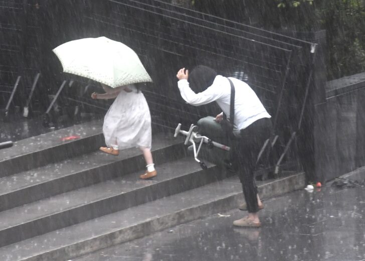 กรมอุตุนิยมวิทยา วันนี้ เตือนรับมือ "พายุฤดูร้อน"