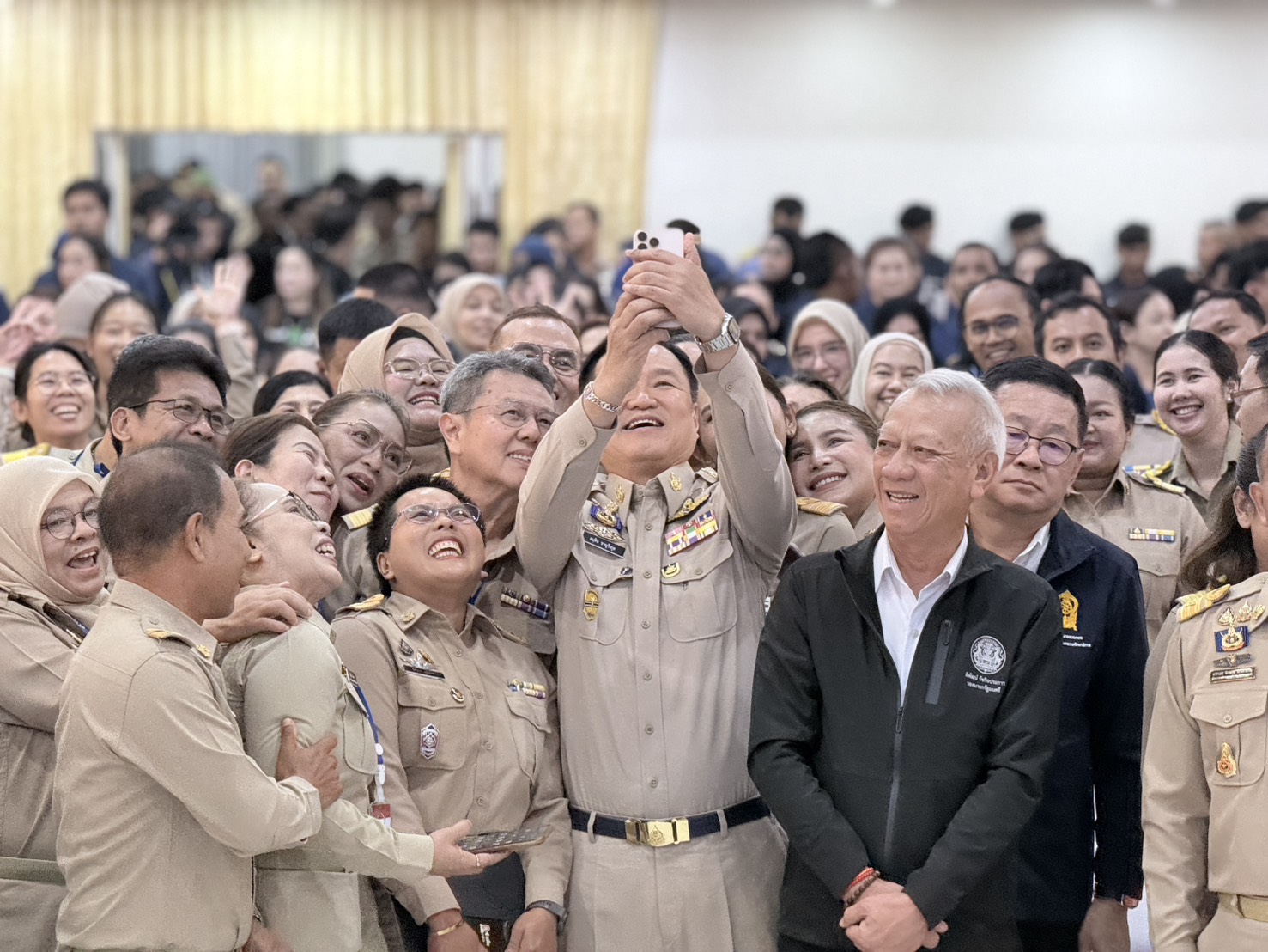 อนุทิน ปลุก ศอ.บต. ตราบใดสันติสุขใน 3 จังหวัดชายแดนใต้ไม่เกิด ห้ามท้อถอย