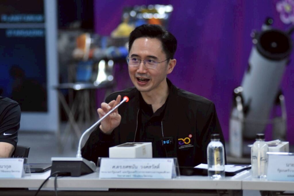 ศ.ดร.ยศชนัน วงศ์สวัสดิ์ 