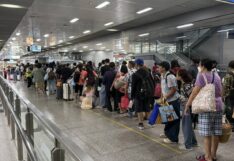 3 วันแรกสงกรานต์ ยอดใช้ระบบรางพุ่ง 3.6 ล้านคน-เที่ยว ชี้คนกรุงแห่เล่นน้ำดันรถไฟฟ้าพุ่ง