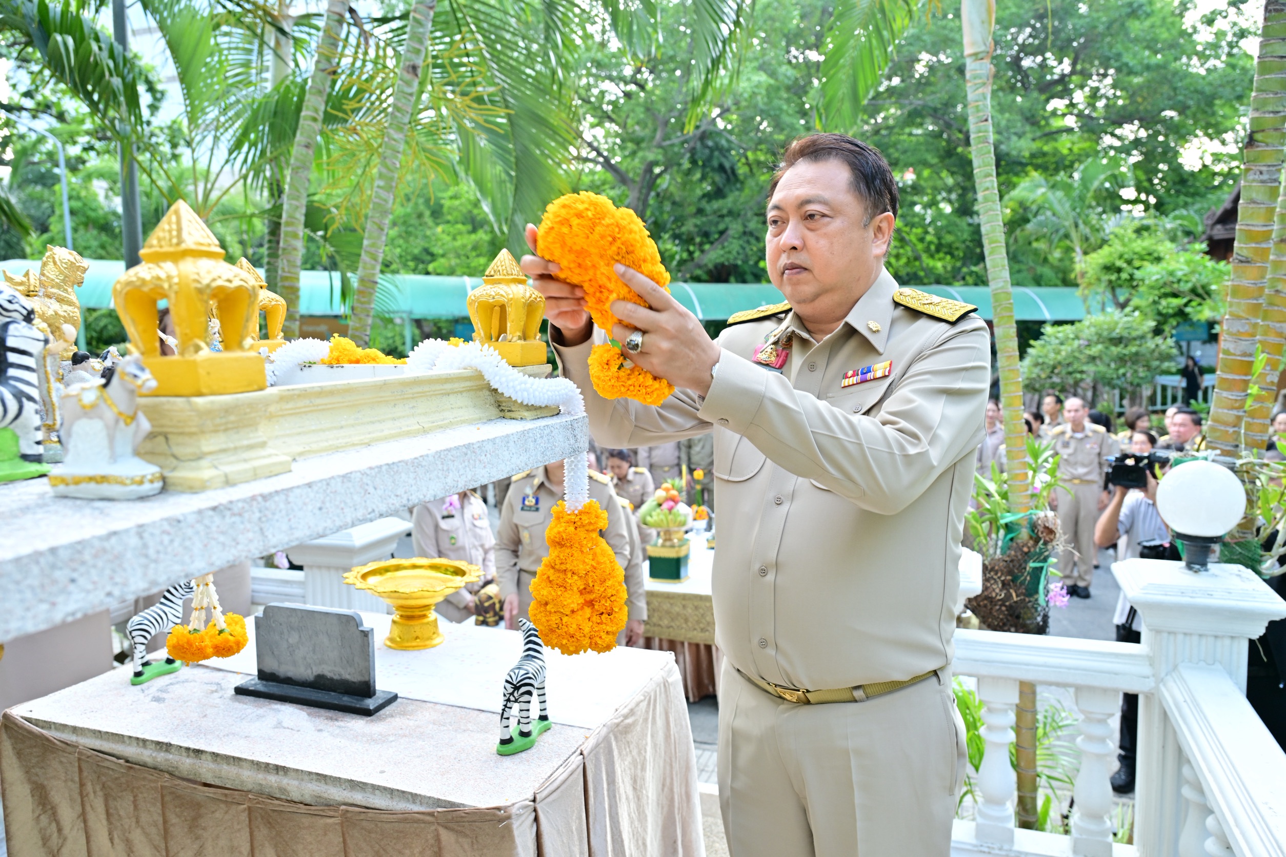 “รมว.ทส.สุชาติ” ลุยคุมไฟป่า ปราบทรัพยากรผิดกฎหมาย เดินหน้าฟื้นฟูสิ่งแวดล้อมยั่งยืน