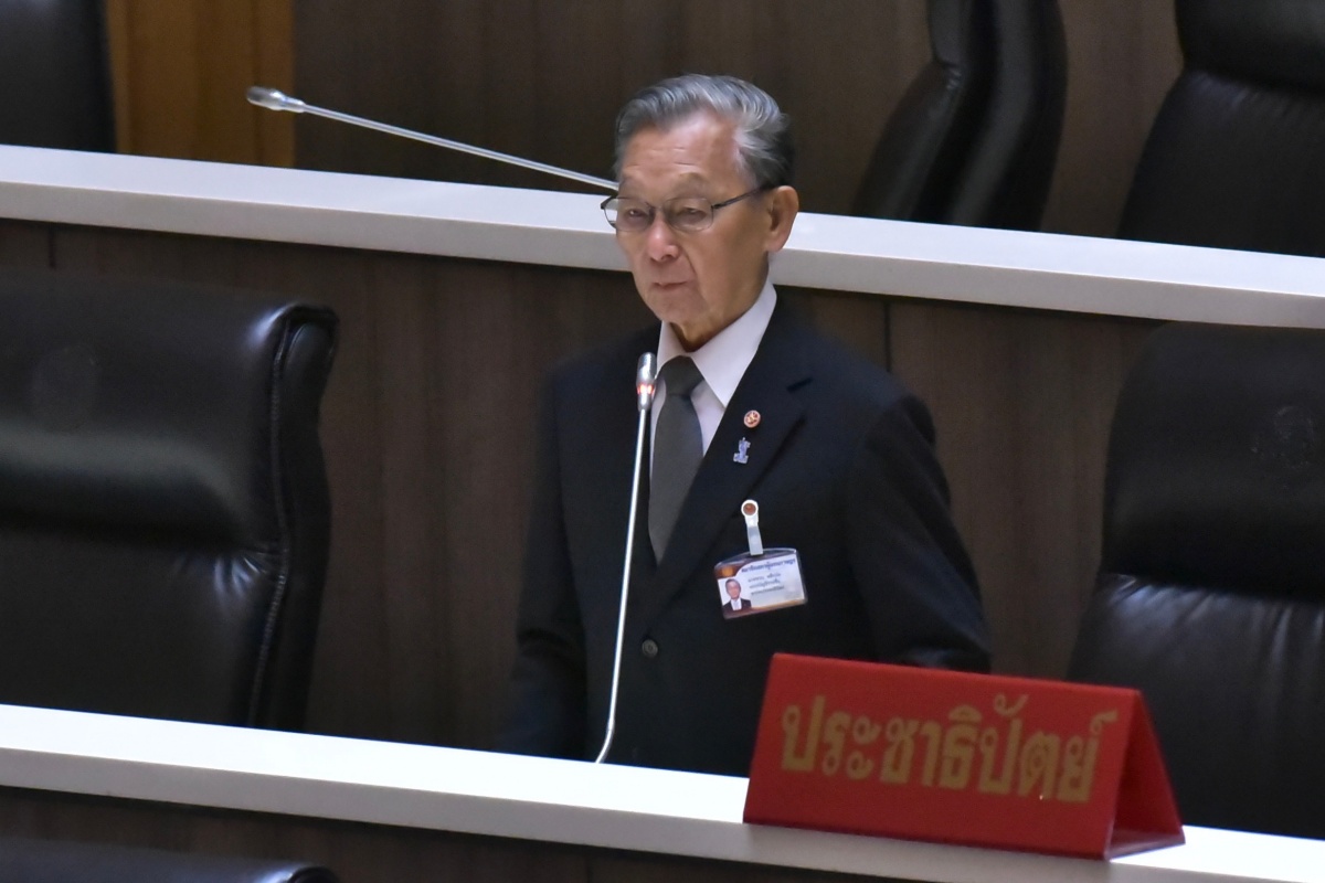 ชวน สอนมวย ‘รมต.รุ่นใหม่’ หนุน ขรก.น้ำดีแก้ปัญหาชาติ เตือนสติ รบ.อย่าทุจริต