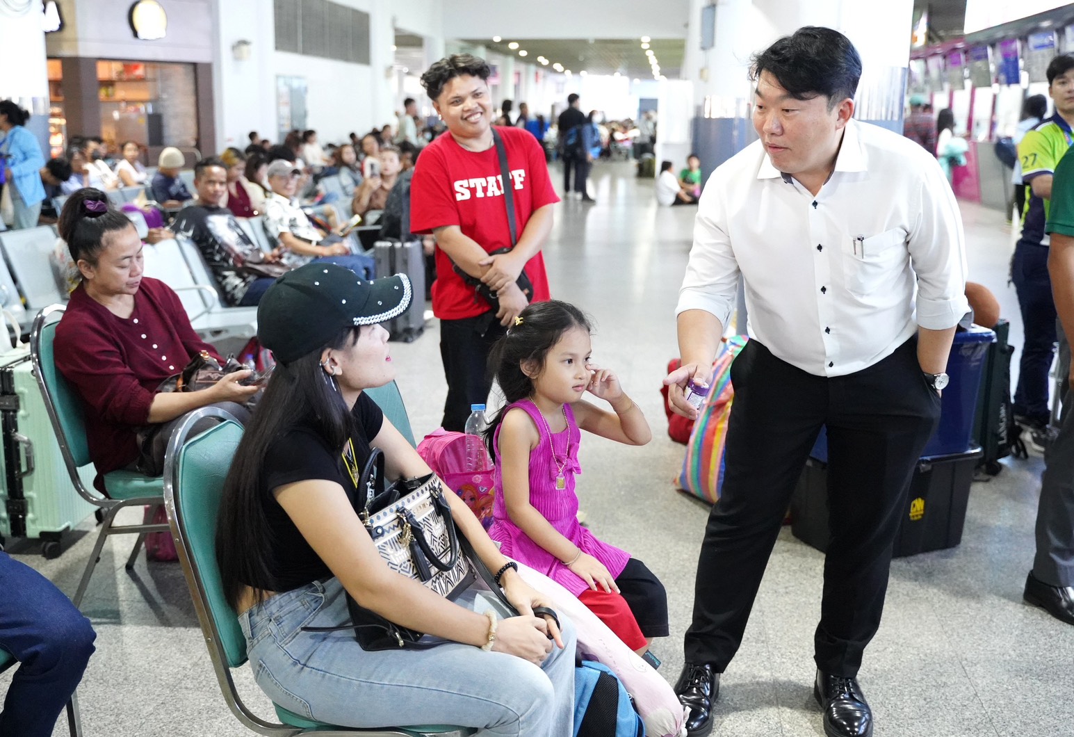 รมช.คมนาคม ตรวจงาน “หมอชิต 2” กำชับ บขส. อำนวยความสะดวก ปชช.กลับบ้านสงกรานต์