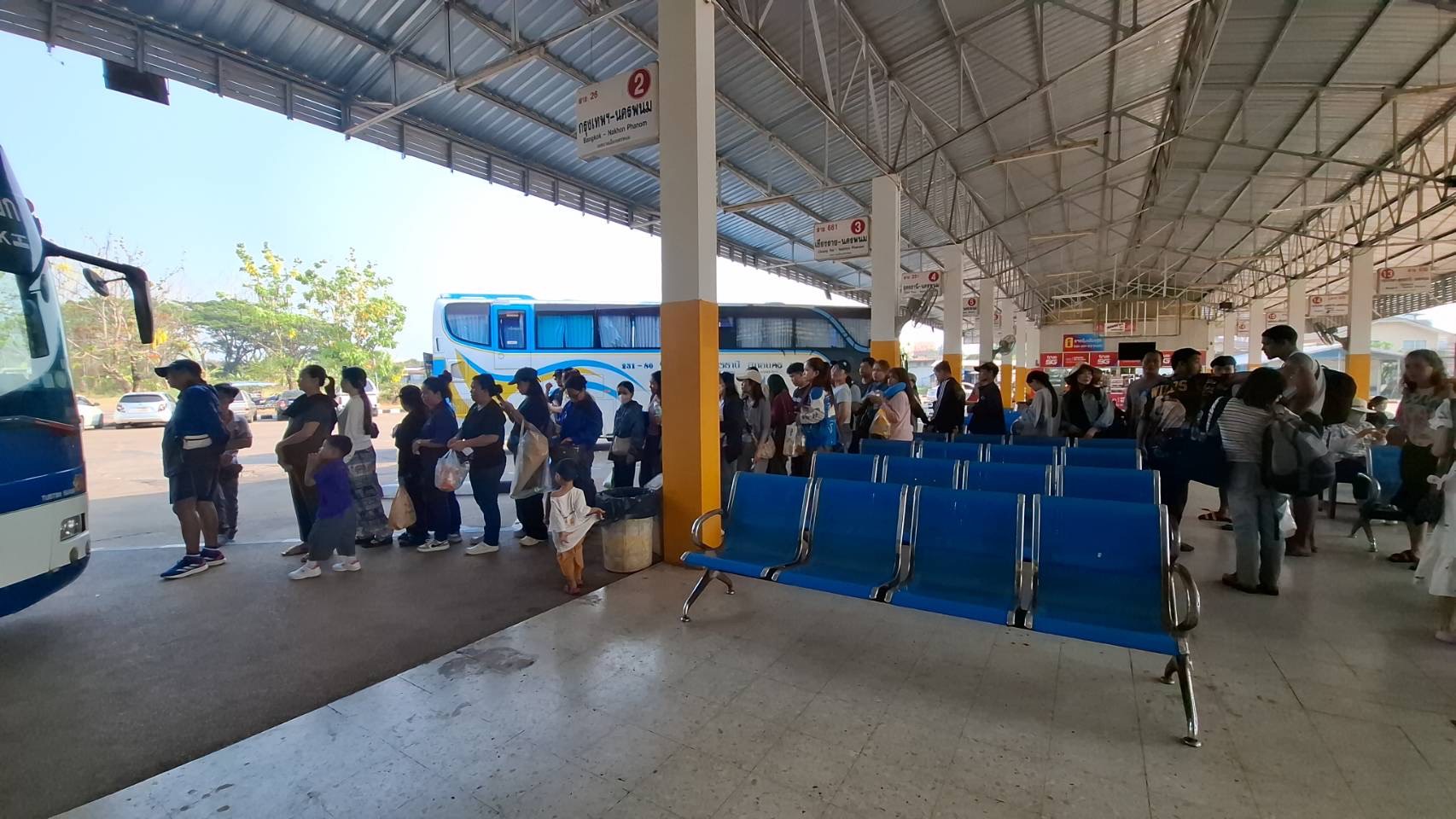 บขส.กางแผนรับคนกลับกรุง คาดพุ่งวันละ 1.2 แสนคน ระดมรถเสริม 7 พันเที่ยว