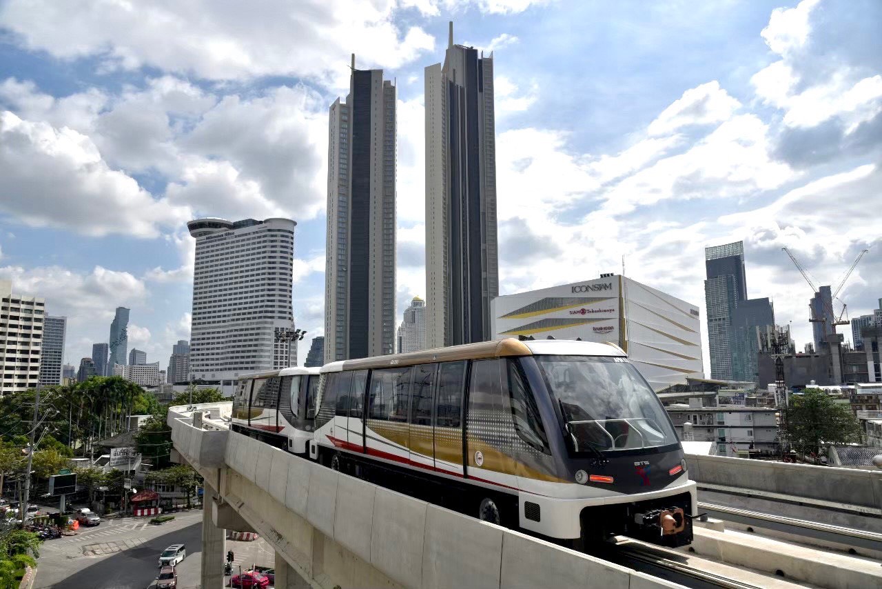 รถไฟฟ้าบีทีเอส-สายสีทอง ให้ผู้สูงอายุ นั่งฟรีตลอดสาย 3 วัน