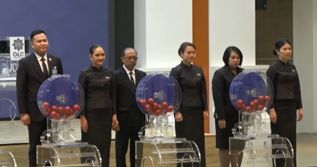 กรรมการออกรางวัล ผลสลากกินแบ่งรัฐบาล งวด 1 เมษายน 2569